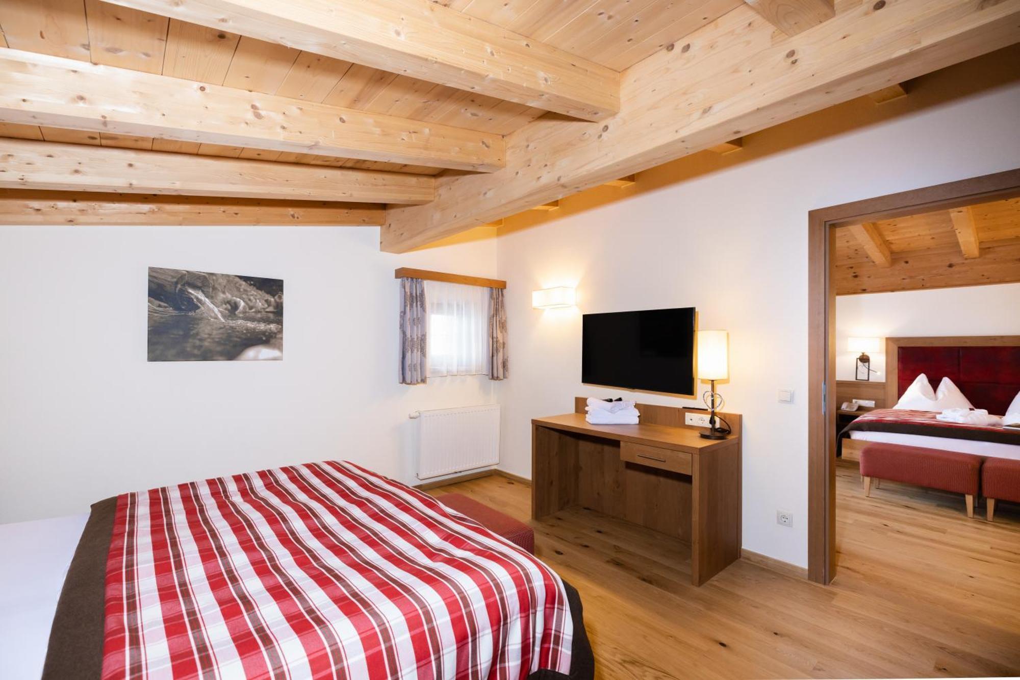 Hotel Woescherhof ウダーンス エクステリア 写真